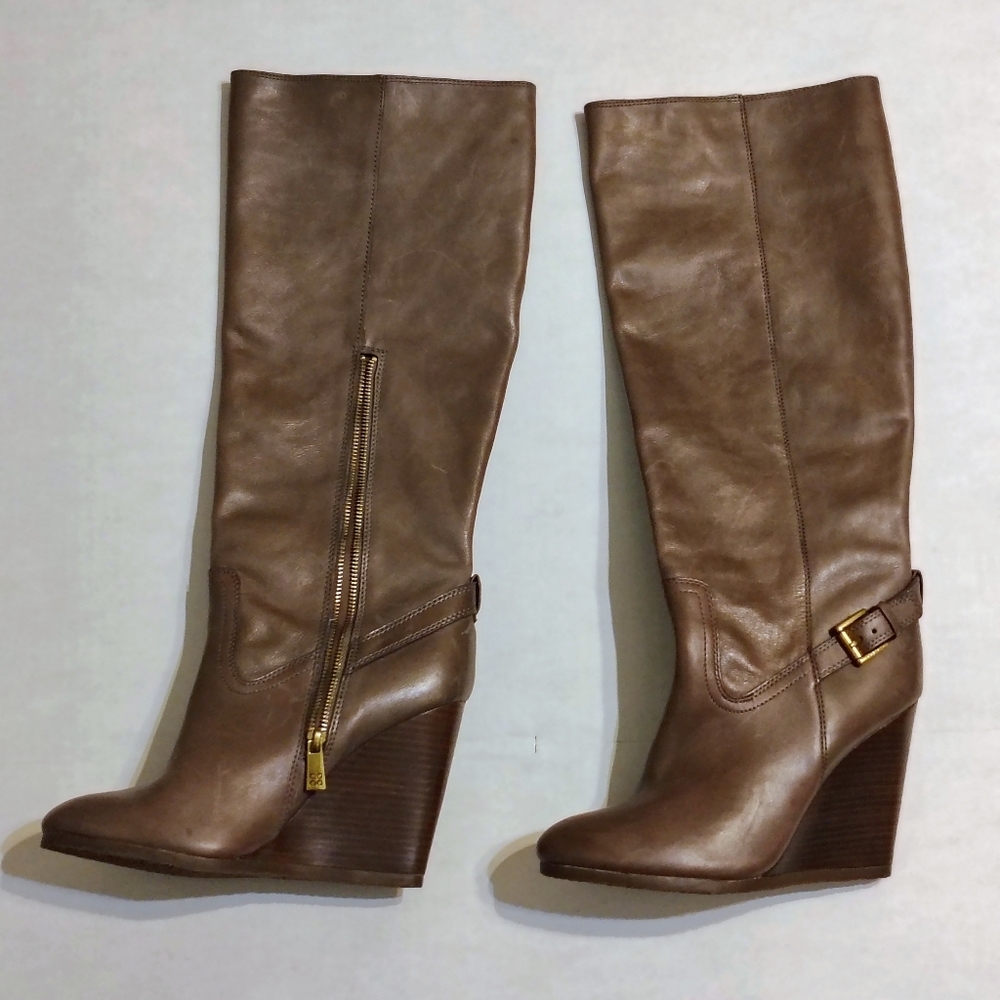 Coach "Dorthy" Tan Leather Wedge Boots Size 10B - Picture 4 of 16